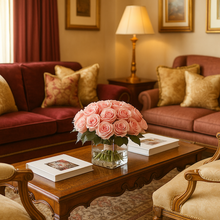 Load image into Gallery viewer, Bouquet di Rose Artificiali Rosa con Effetto Acqua – Composizione Elegante per Salotto. Spedizione gratuita