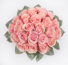 Carica l&#39;immagine nel visualizzatore di Gallery, Bouquet con Rose stabilizzate realizzato con effetto acqua.  Déco Fleurs - Composizioni di fiori artificiali Fiori Finti Roma Fiori artificiali Roma