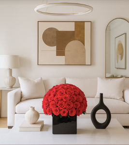 Composizione Rose Stabilizzate Rosse in Vaso Nero Lucido – Design Luxury Spedizione Gratuita.