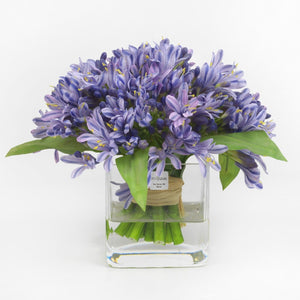 Bouquet con fiori artificiali realizzato con effetto acqua. Déco Fleurs - Composizioni di fiori artificiali Fiori Finti Roma Fiori artificiali Roma