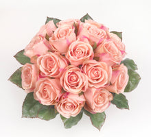 Load image into Gallery viewer, Bouquet con Rose stabilizzate realizzato con effetto acqua.  Déco Fleurs - Composizioni di fiori artificiali Fiori Finti Roma Fiori artificiali Roma